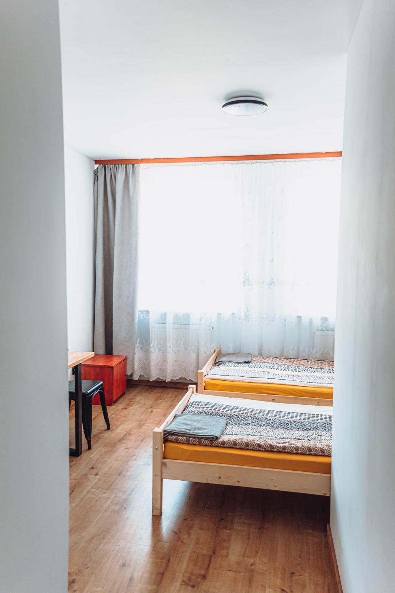 Kalwados Hotel Radzymin Bagian luar foto