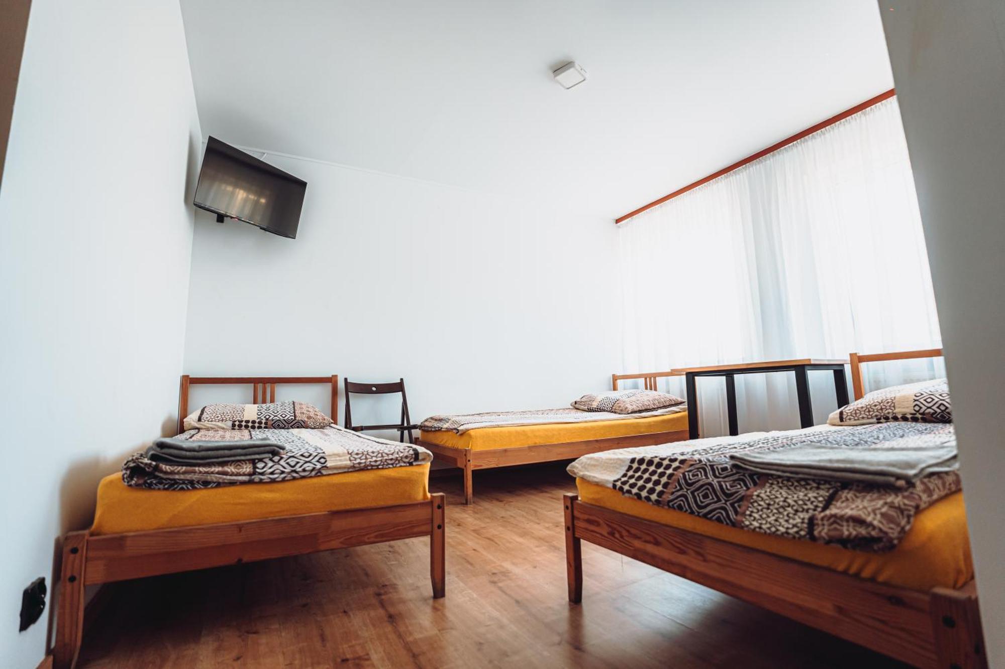 Kalwados Hotel Radzymin Bagian luar foto