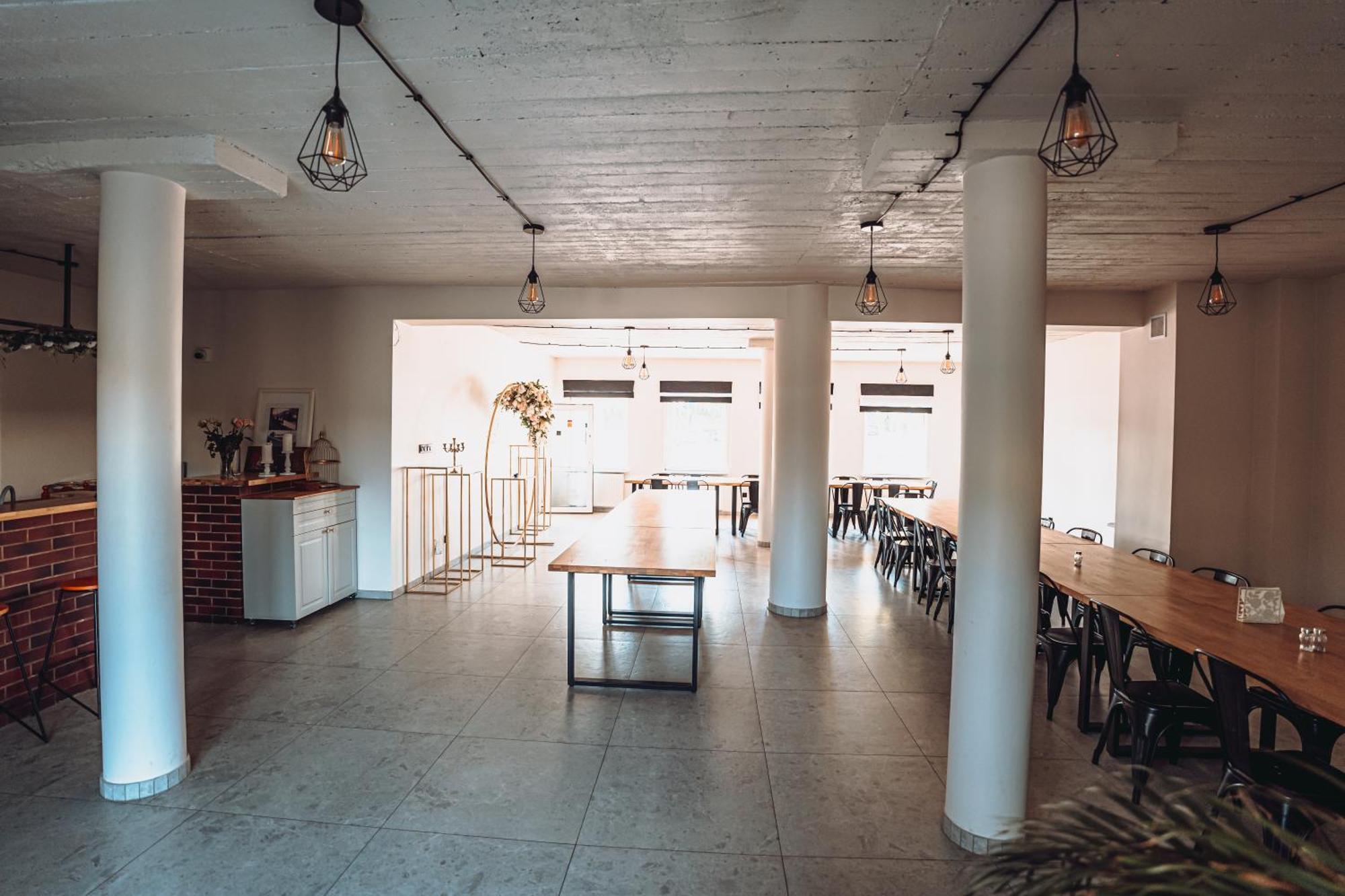 Kalwados Hotel Radzymin Bagian luar foto